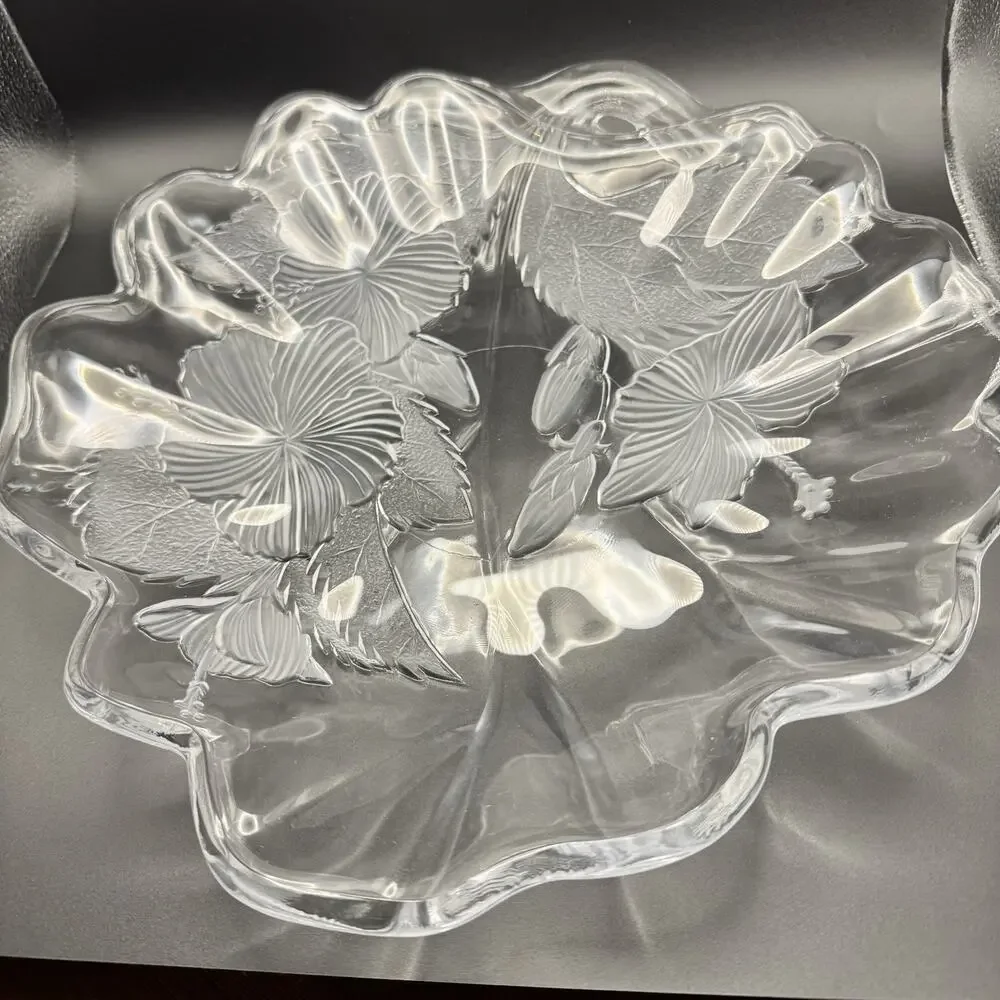 Savoir Vivre Etched Frosted 12” Glass Serving Plate Hibiscus‎ Design